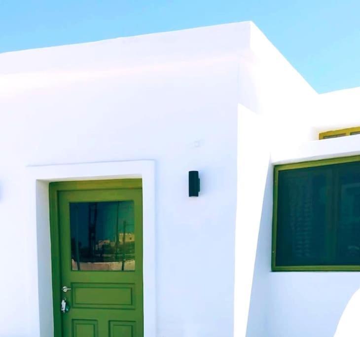 Finikas Cave House
